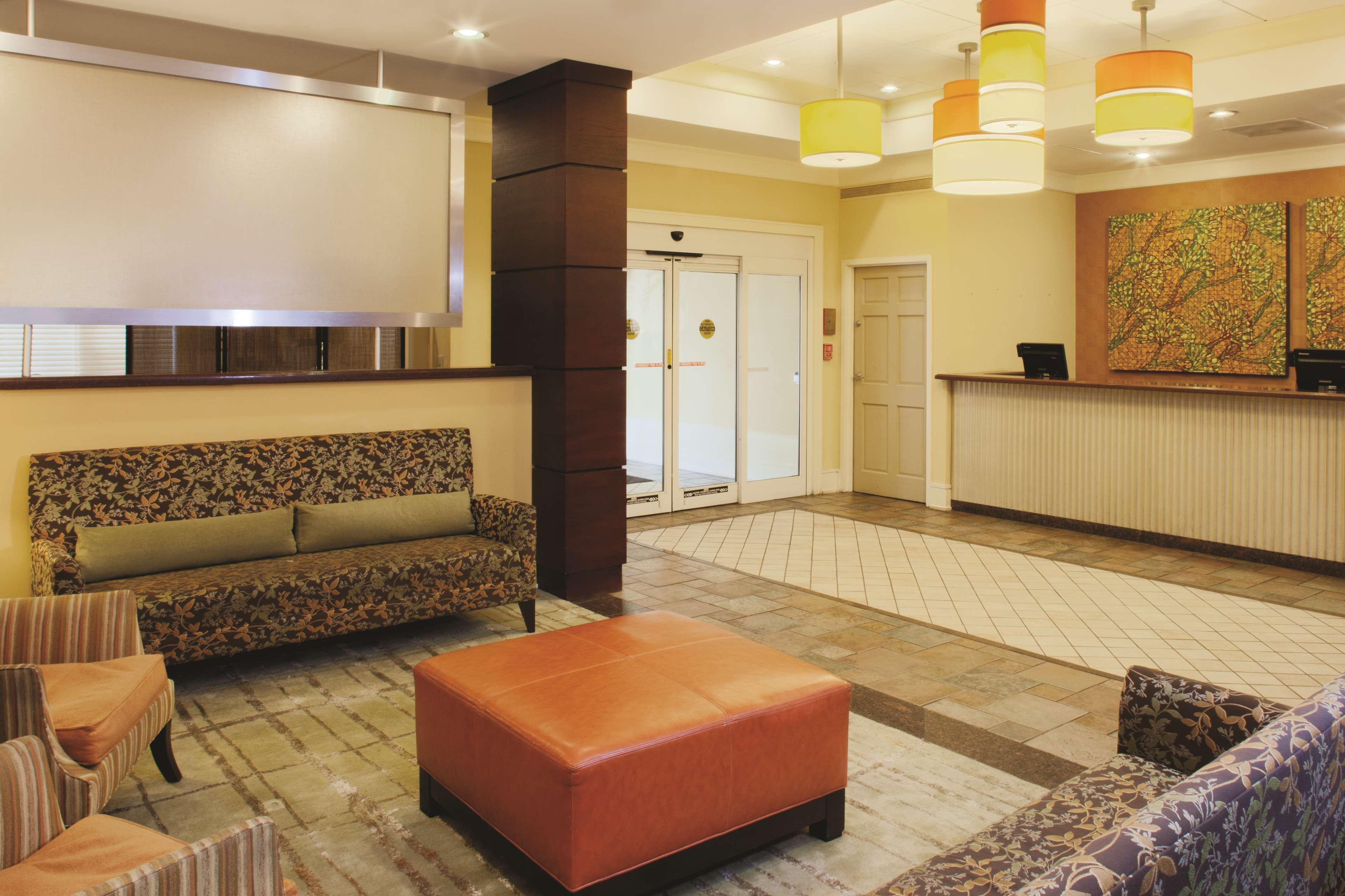 Doubletree Suites By Hilton At The Battery Atlanta Smyrna Kültér fotó