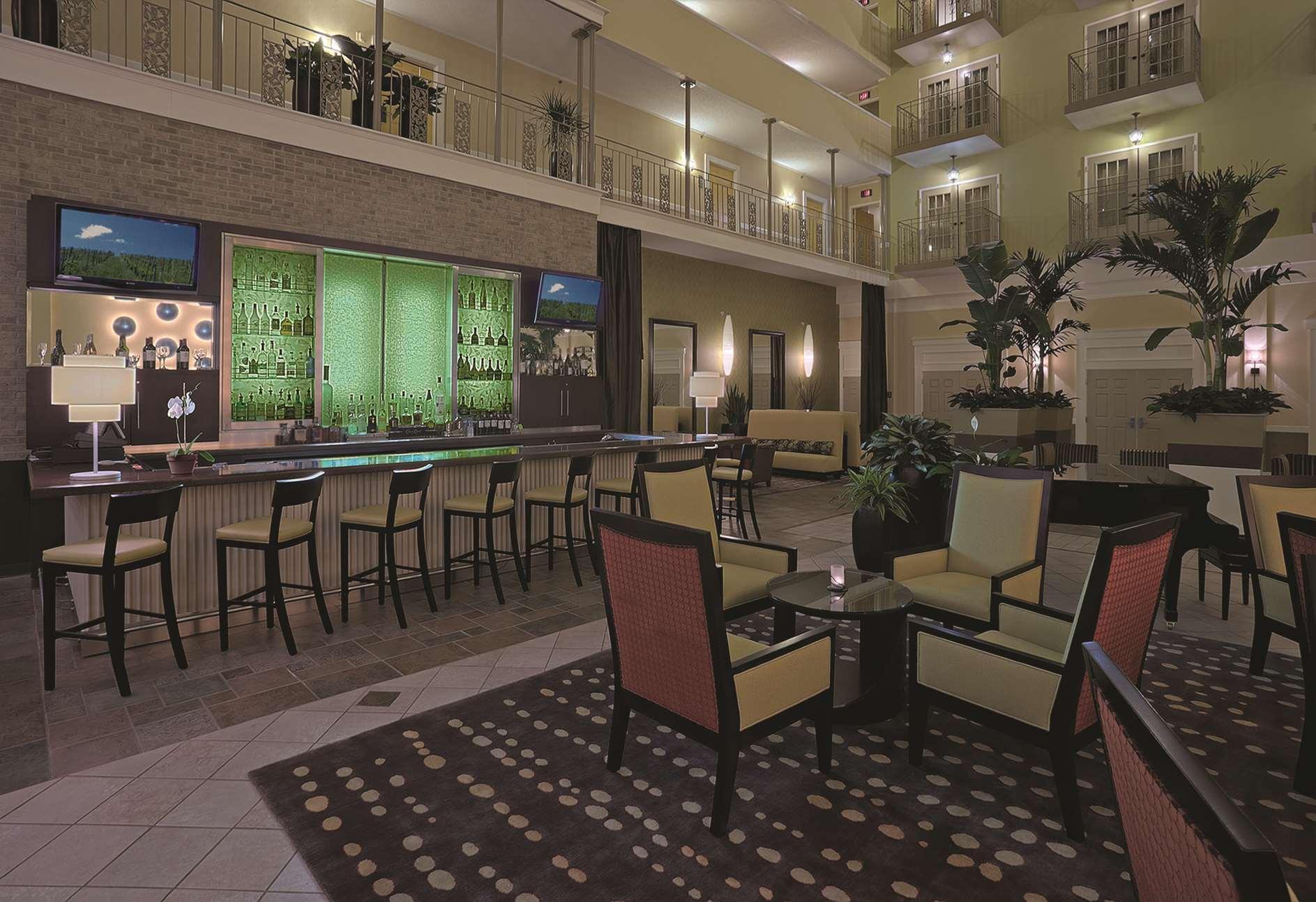 Doubletree Suites By Hilton At The Battery Atlanta Smyrna Kültér fotó