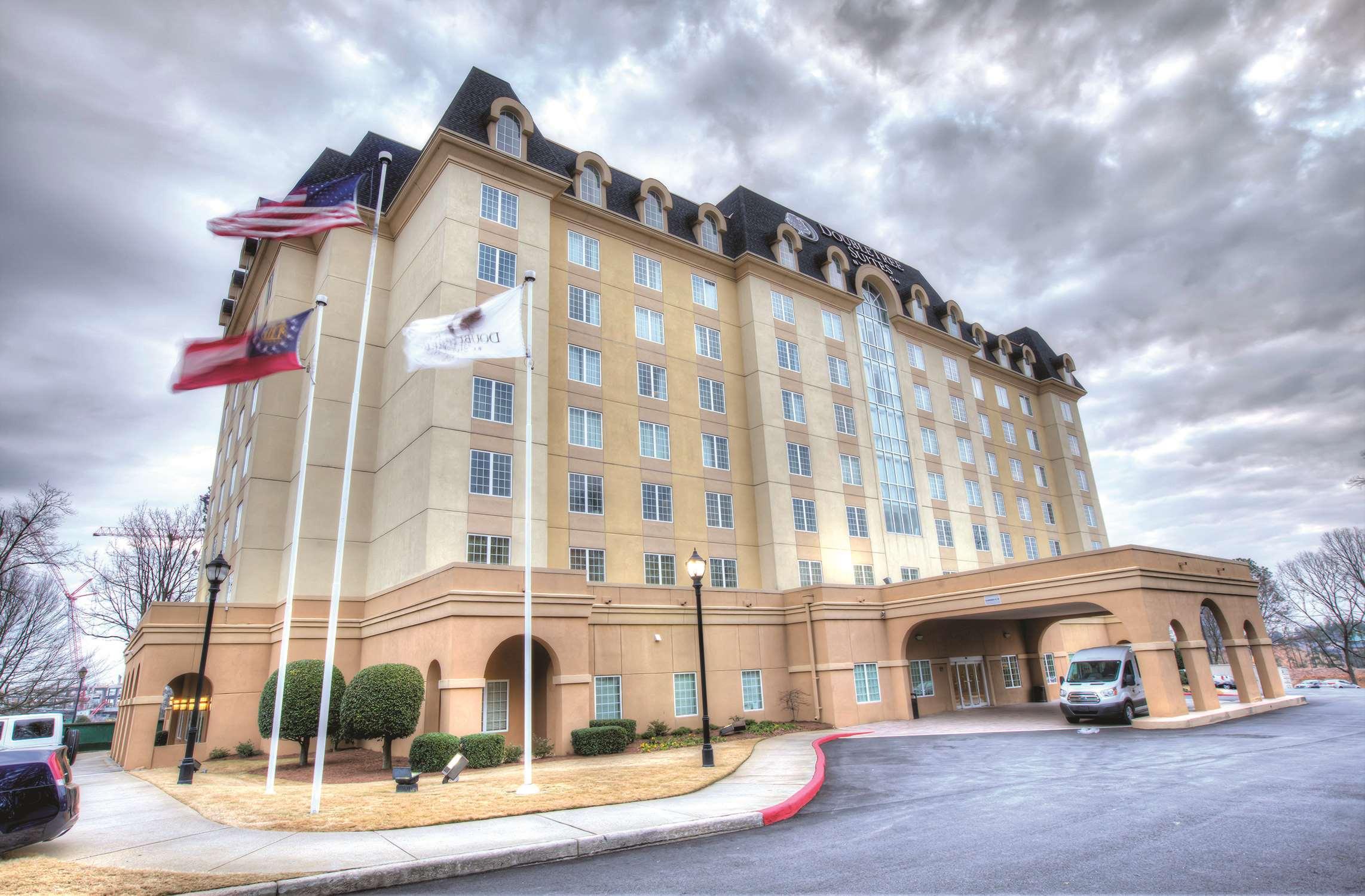 Doubletree Suites By Hilton At The Battery Atlanta Smyrna Kültér fotó