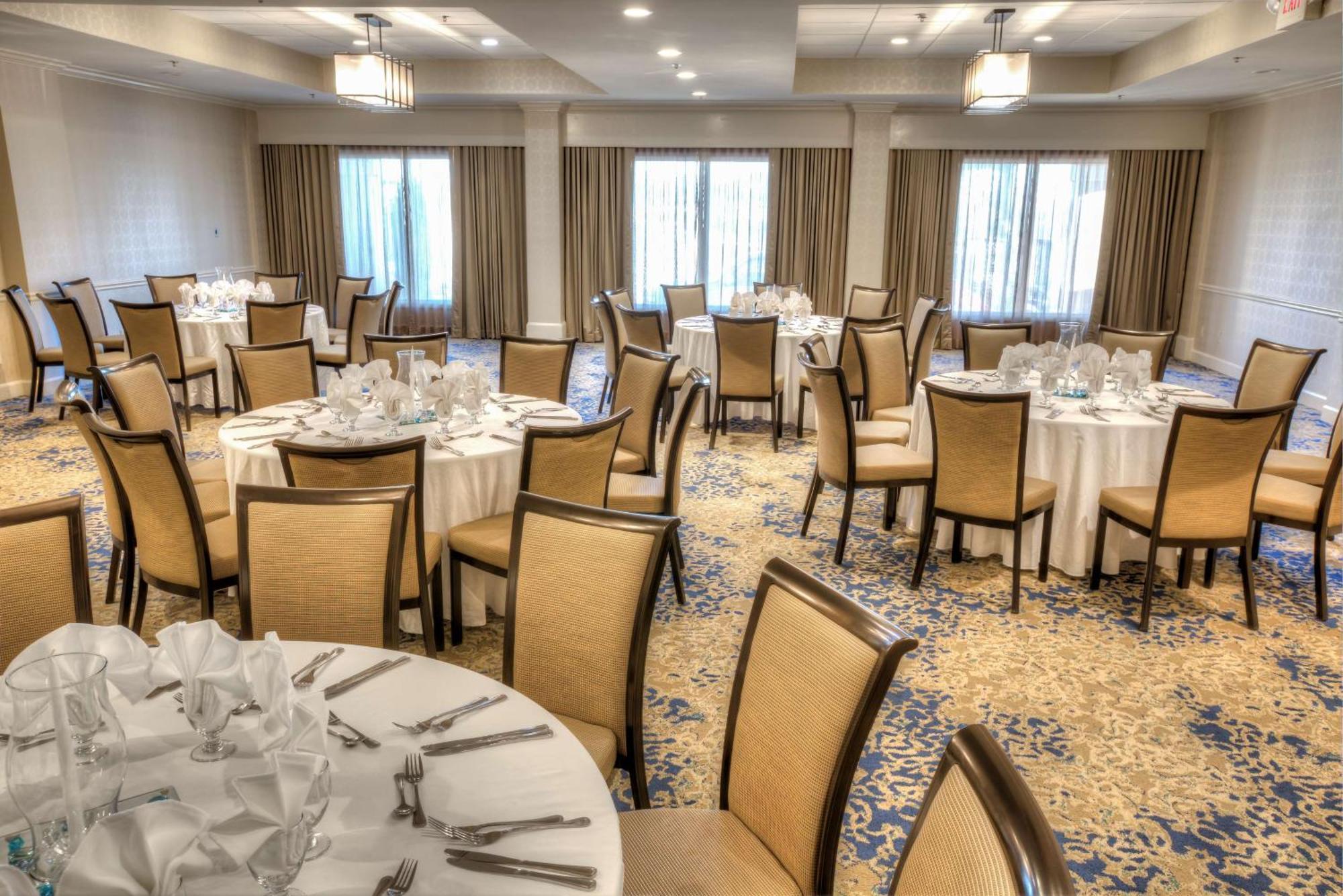 Doubletree Suites By Hilton At The Battery Atlanta Smyrna Kültér fotó