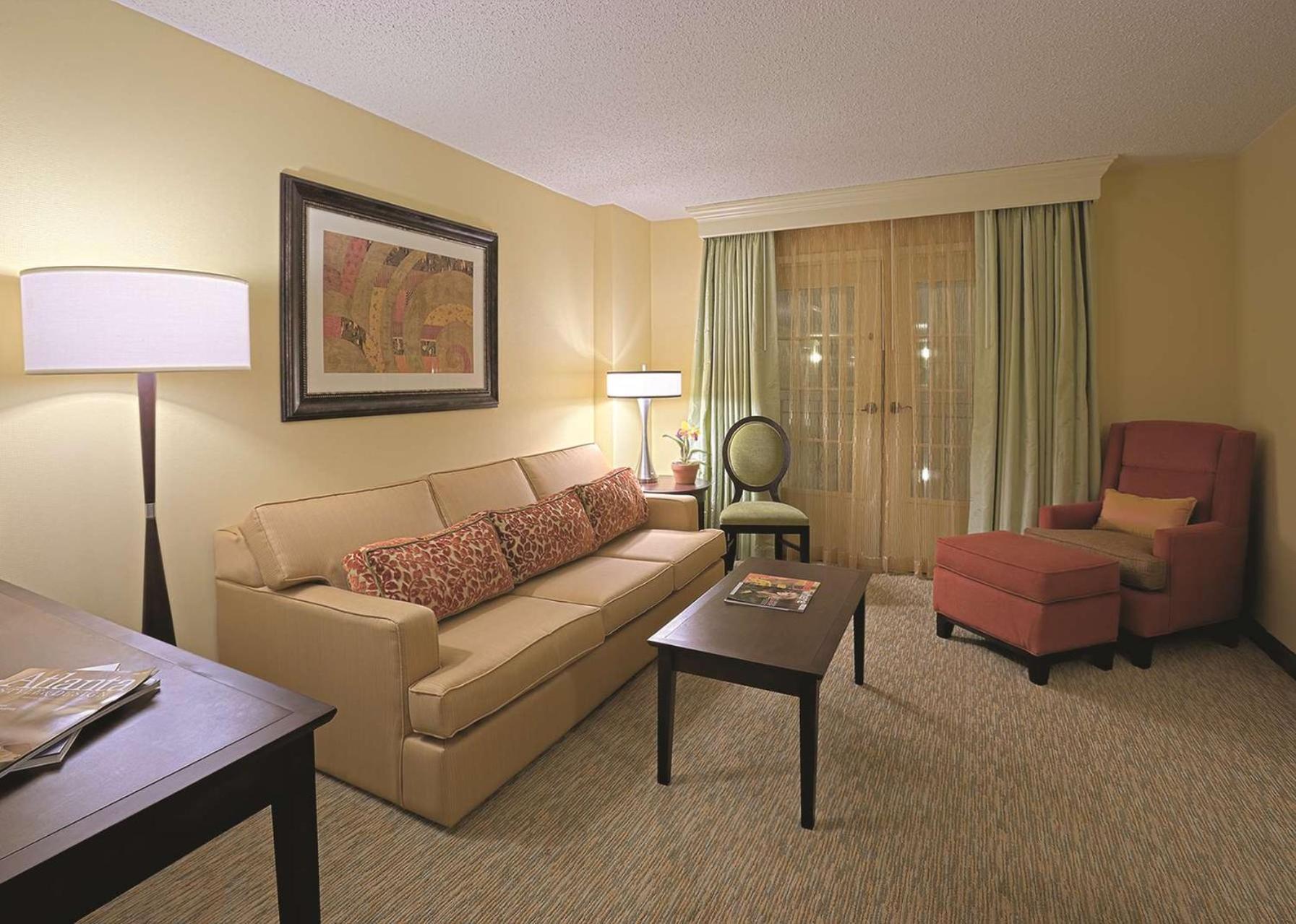 Doubletree Suites By Hilton At The Battery Atlanta Smyrna Kültér fotó